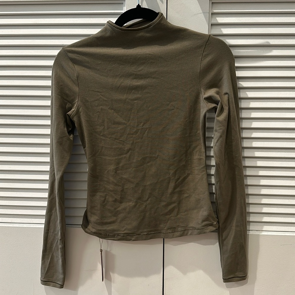 Skims Cotton Jersey Turtleneck Top in Army Green Size Medium New With Tags